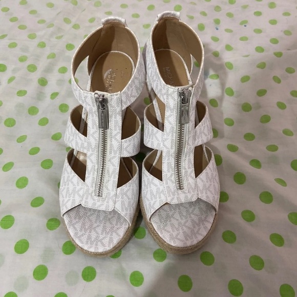 Michael Kors wedge sandals - Picture 2 of 7